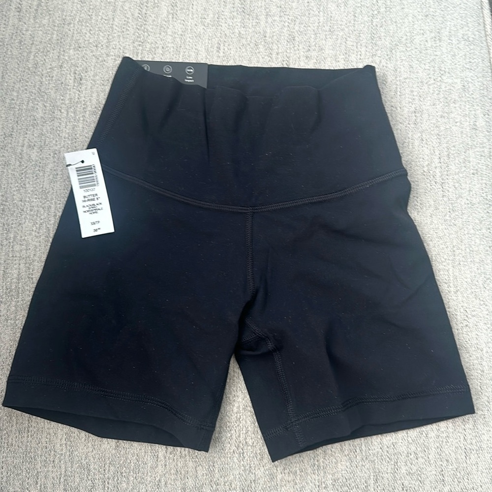 Aritiza TNA Butter High Rise 5” Black Bike Shorts
